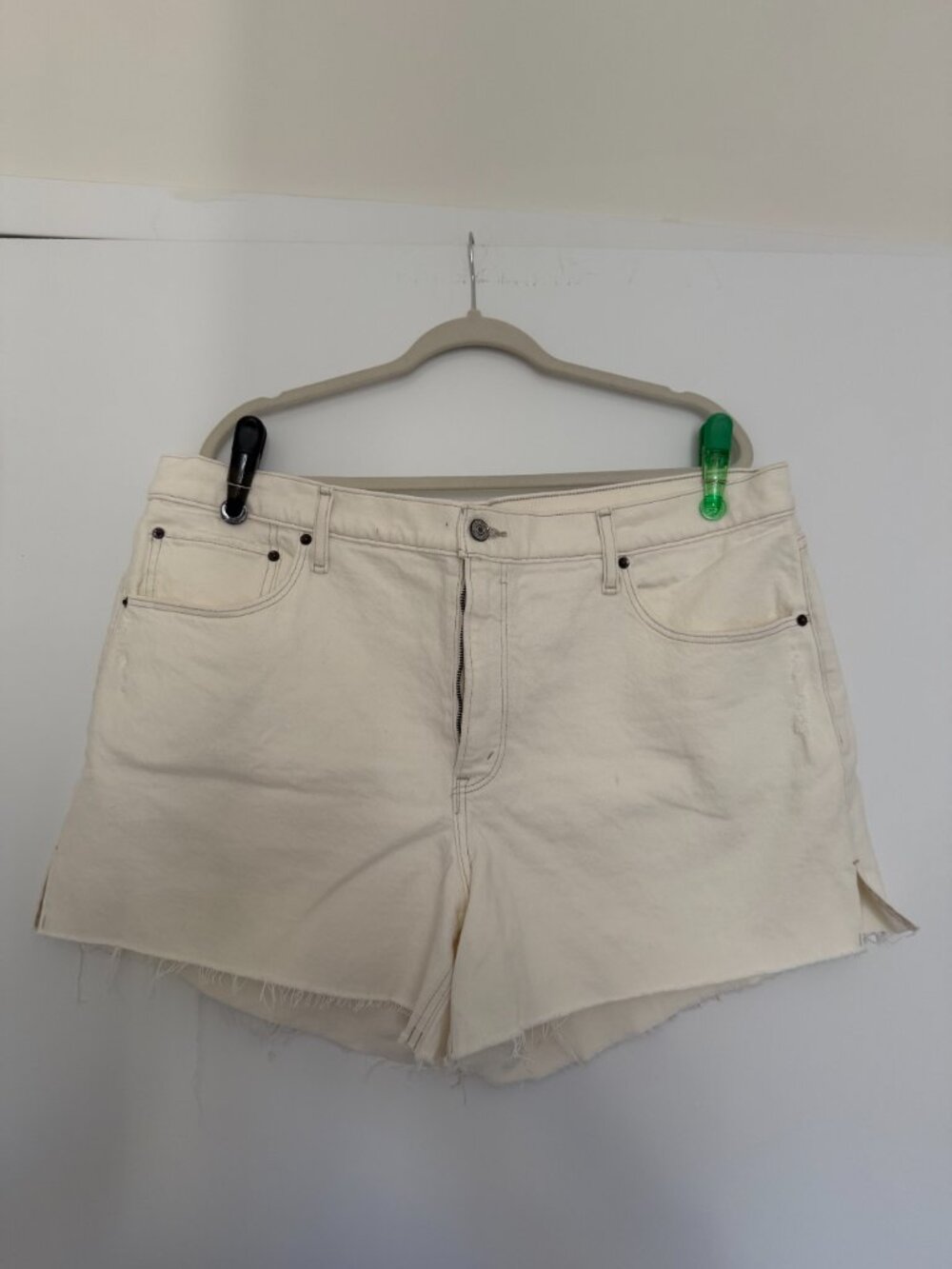 Abercrombie & Fitch Mom Shorts | Women's 18